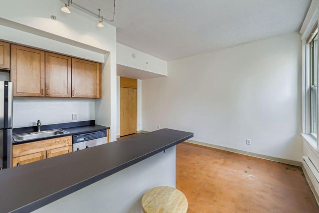 488 Wabasha Street N 403, Saint Paul, MN 55102