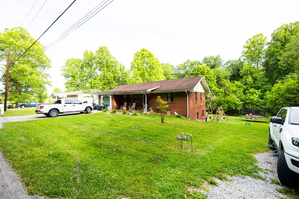 137 Felts School Road, Corbin, KY 40701