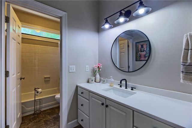 12105 Wexford Overlook, Roswell, GA 30075