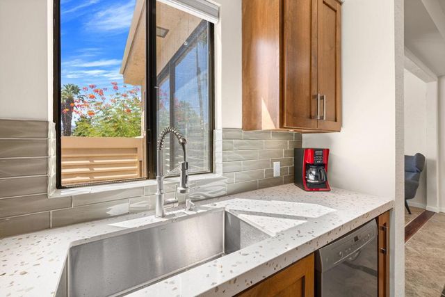 128 Desert West Drive, Rancho Mirage, CA 92270