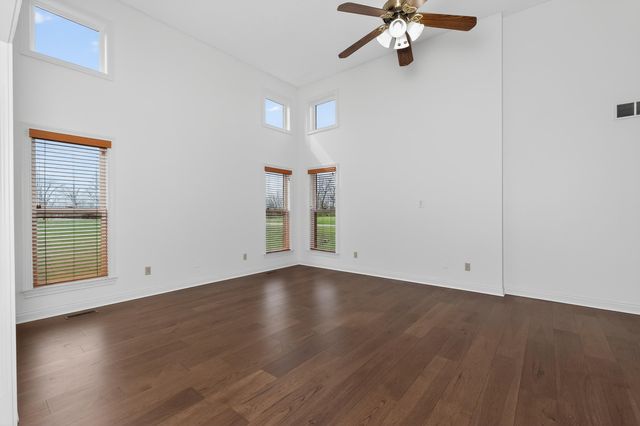 8604 Roth Farm Lane, Alexandria, KY 41001