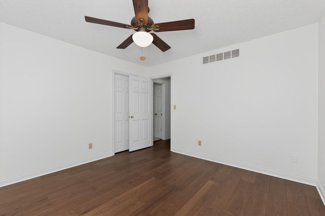 8604 Roth Farm Lane, Alexandria, KY 41001