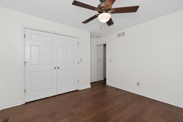 8604 Roth Farm Lane, Alexandria, KY 41001