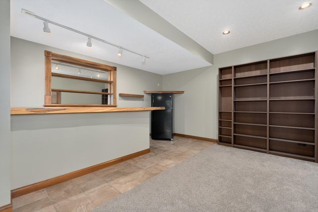 8604 Roth Farm Lane, Alexandria, KY 41001