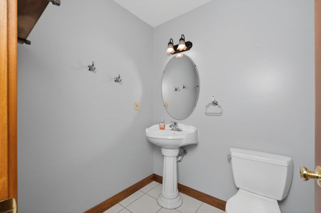 8604 Roth Farm Lane, Alexandria, KY 41001