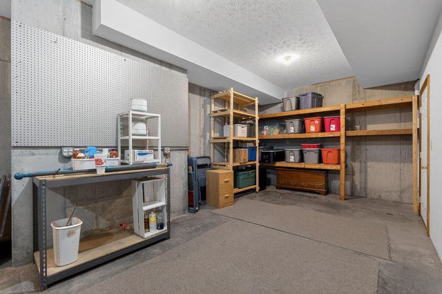 8604 Roth Farm Lane, Alexandria, KY 41001