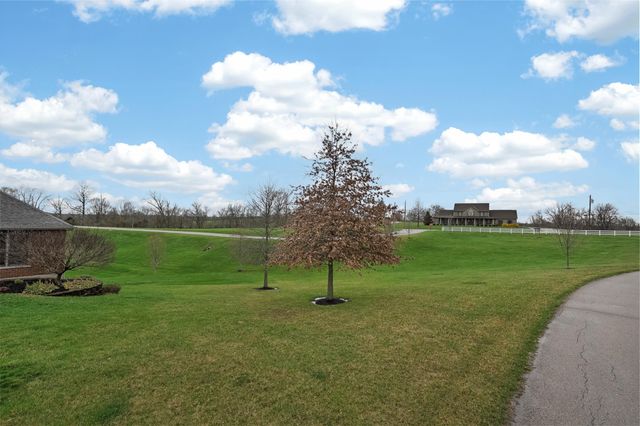 8604 Roth Farm Lane, Alexandria, KY 41001