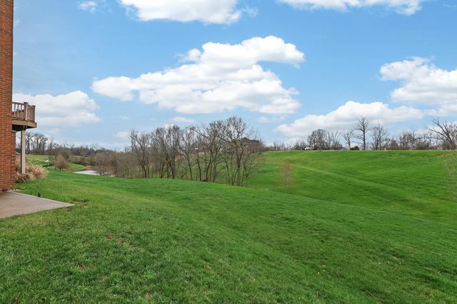8604 Roth Farm Lane, Alexandria, KY 41001