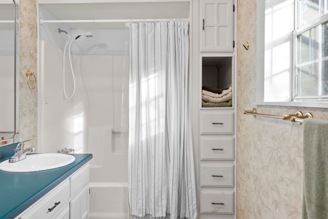 1801 Private Road 3340, Greenville, TX 75402