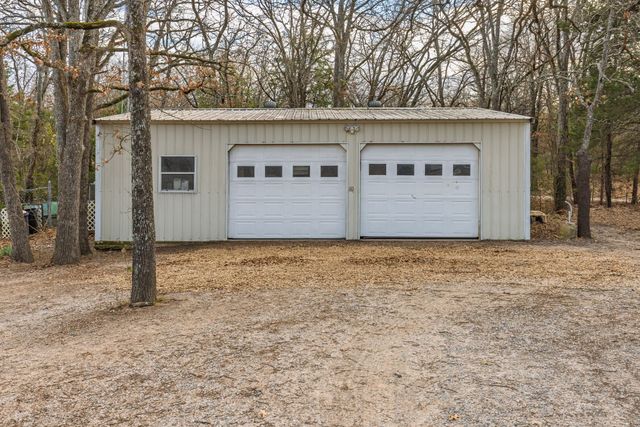 1801 Private Road 3340, Greenville, TX 75402