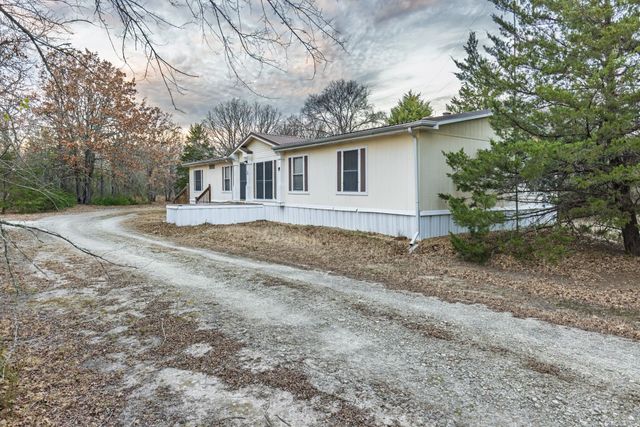 1801 Private Road 3340, Greenville, TX 75402