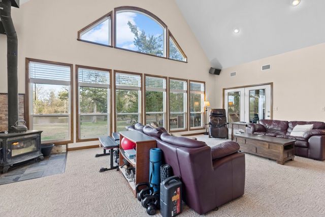 1801 Private Road 3340, Greenville, TX 75402