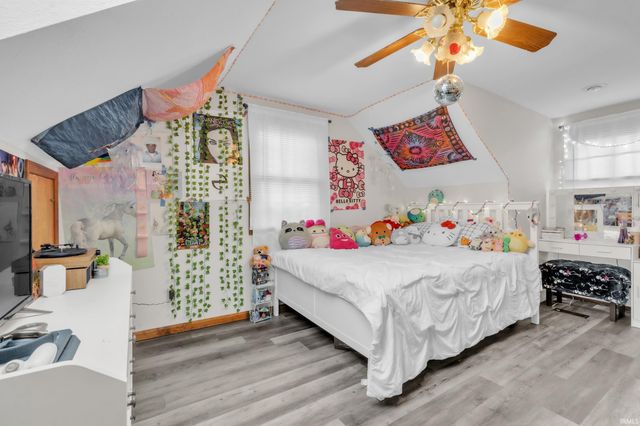 1406 Fairview Run, Kendallville, IN 46755