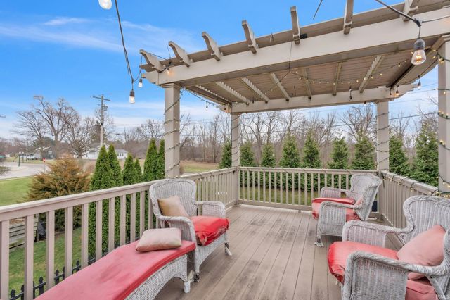 1406 Fairview Run, Kendallville, IN 46755