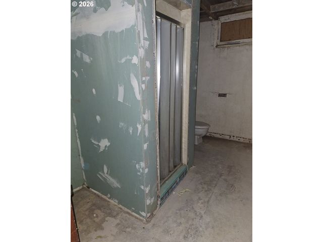 933 Se 174TH Ave, Portland, OR 97233