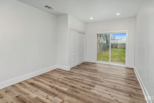 309 S Myrtle Street, Bakersfield, CA 93304