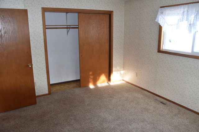 106 Pleasant Lane, New York Mills, MN 56567