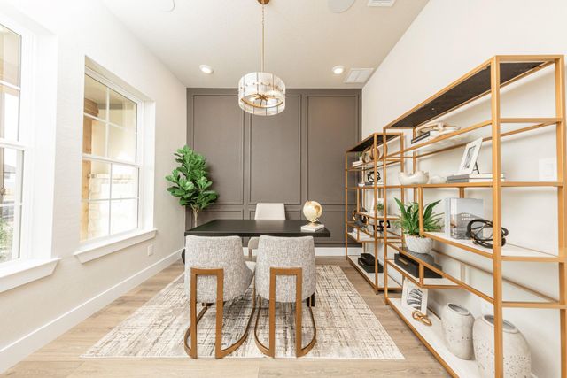 19219 Seabiscuit Stable Trail, Tomball, TX 77377