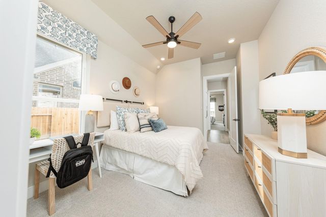 19219 Seabiscuit Stable Trail, Tomball, TX 77377