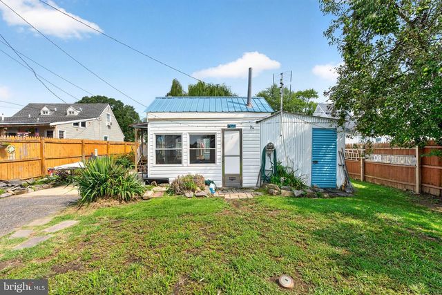 2922 WELLS AVE, Baltimore, MD 21219