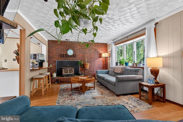 2922 WELLS AVE, Baltimore, MD 21219