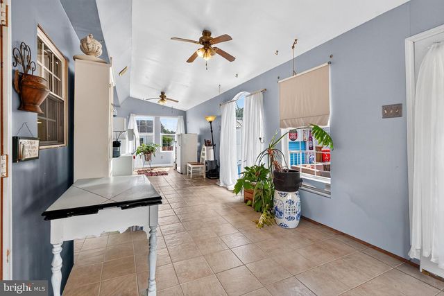 2922 WELLS AVE, Baltimore, MD 21219