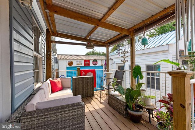 2922 WELLS AVE, Baltimore, MD 21219