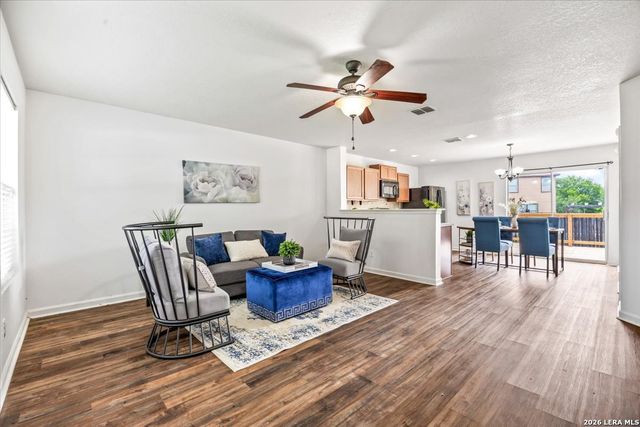 7927 Horse Holw, San Antonio, TX 78244