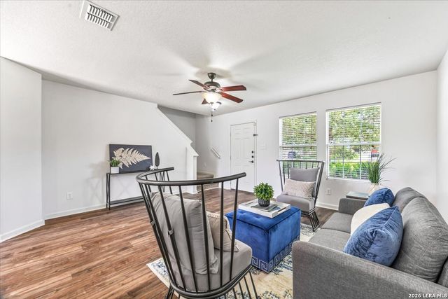 7927 Horse Holw, San Antonio, TX 78244