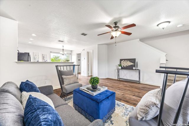 7927 Horse Holw, San Antonio, TX 78244