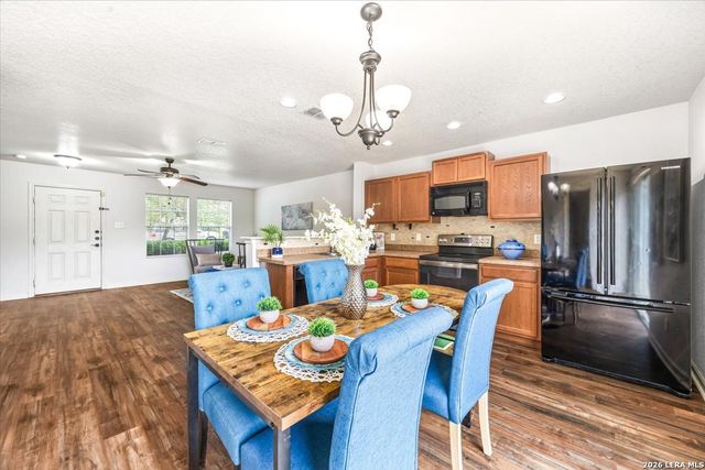 7927 Horse Holw, San Antonio, TX 78244