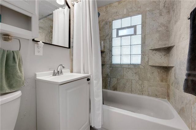 5712 W 55th Street, Mission, KS 66202