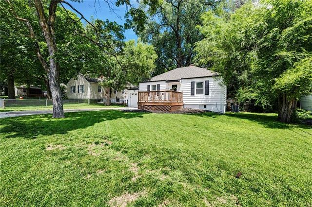 5712 W 55th Street, Mission, KS 66202