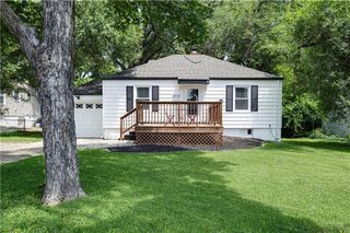 5712 W 55th Street, Mission, KS 66202