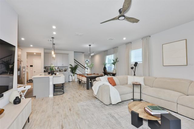 1123 CREEK VALLEY COURT, Brandon, FL 33511