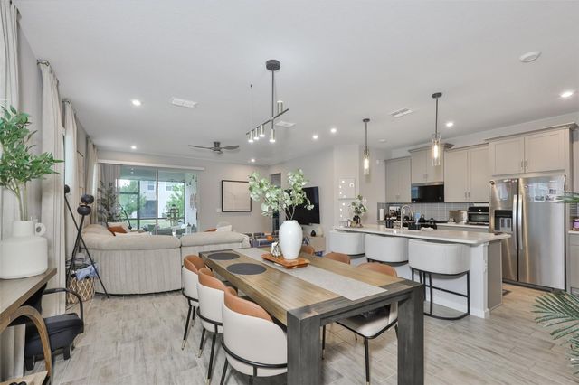 1123 CREEK VALLEY COURT, Brandon, FL 33511