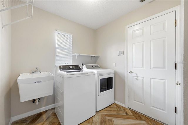 224 BRYAN OAK AVENUE, Brandon, FL 33511