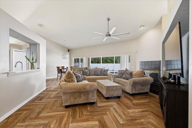 224 BRYAN OAK AVENUE, Brandon, FL 33511