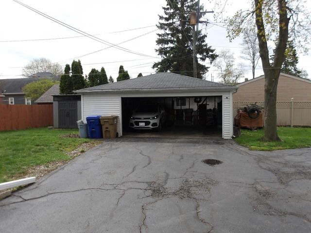 1815 39th STREET, Kenosha, WI 53140