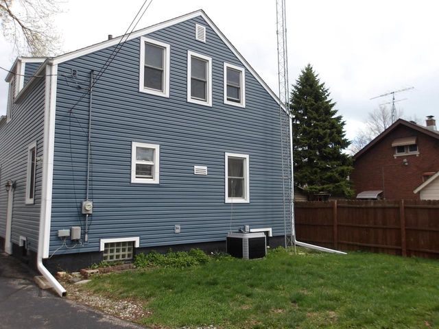 1815 39th STREET, Kenosha, WI 53140