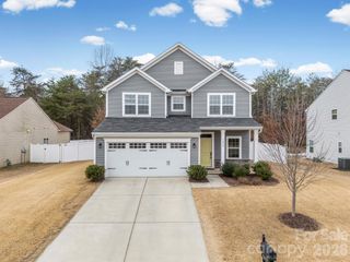 7072 Kenyon Drive, Denver, NC 28037