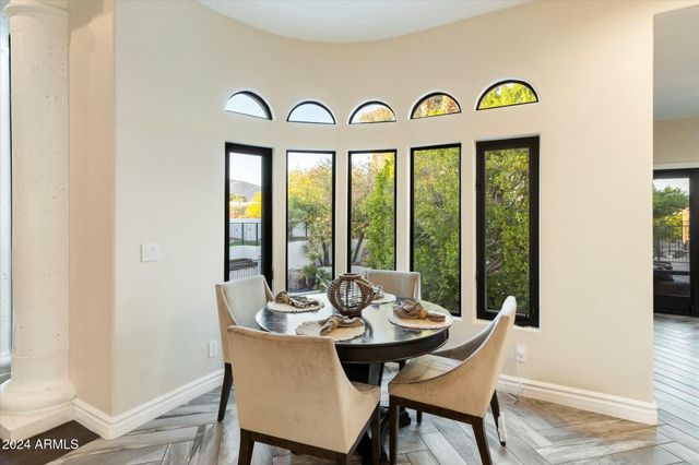 8312 N 50TH Street, Paradise Valley, AZ 85253