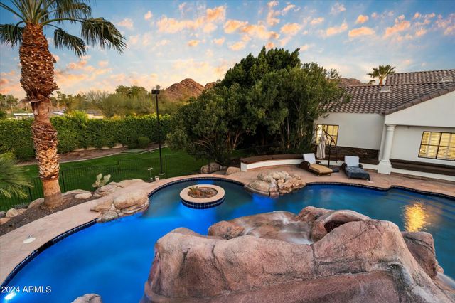 8312 N 50TH Street, Paradise Valley, AZ 85253