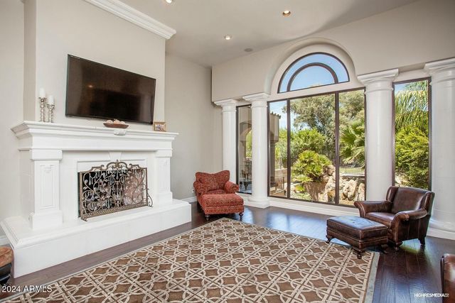 8312 N 50TH Street, Paradise Valley, AZ 85253