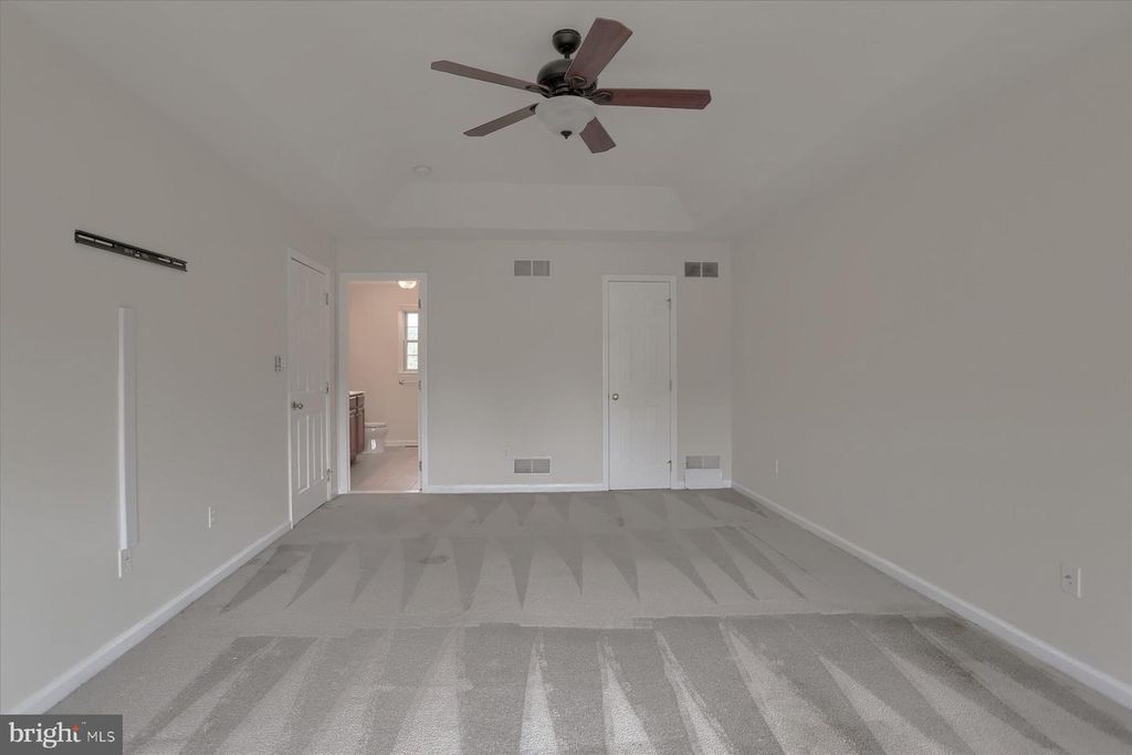 101 LENTZ DR, Harrisburg, PA 17112