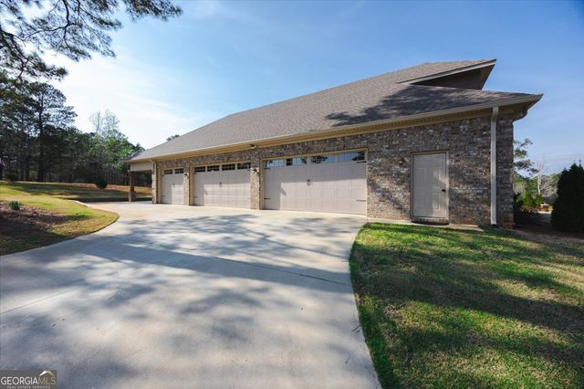 114 Champions Drive, Forsyth, GA 31029