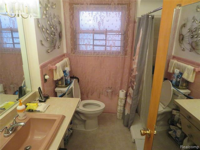 14184 Rossini Drive, Detroit, MI 48205