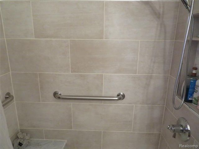 14184 Rossini Drive, Detroit, MI 48205