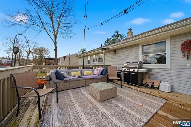 330 Congers Avenue, Northvale, NJ 07647