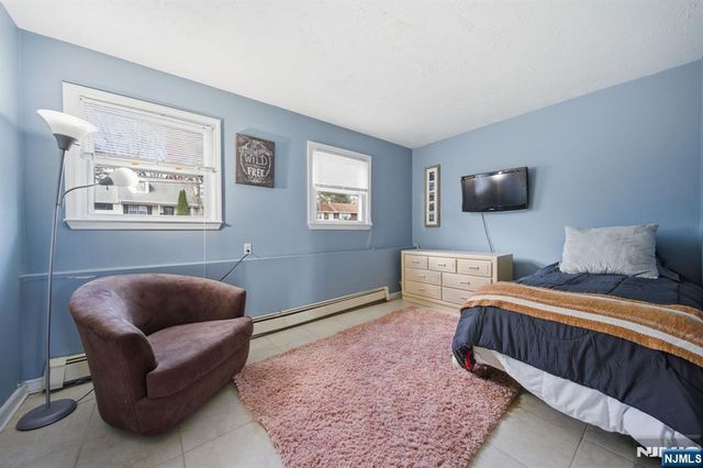 330 Congers Avenue, Northvale, NJ 07647